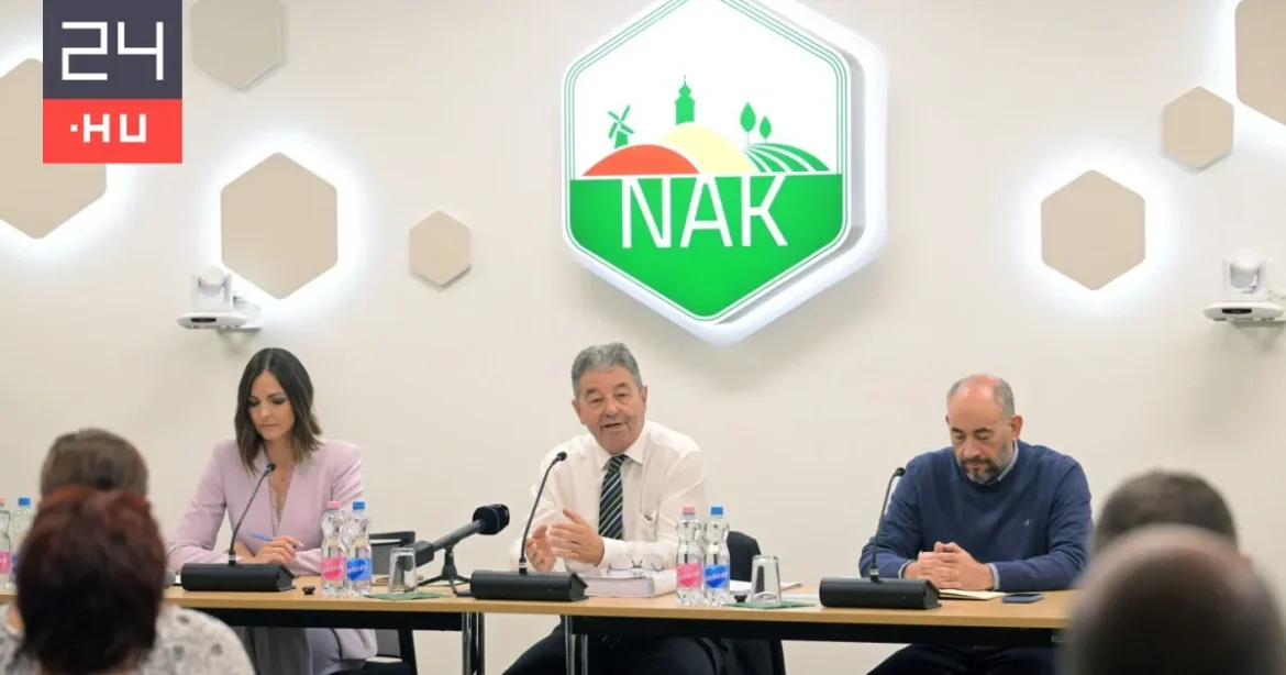 Buszokkal szállították a gazdákat Orbán Viktor rendezvényére
