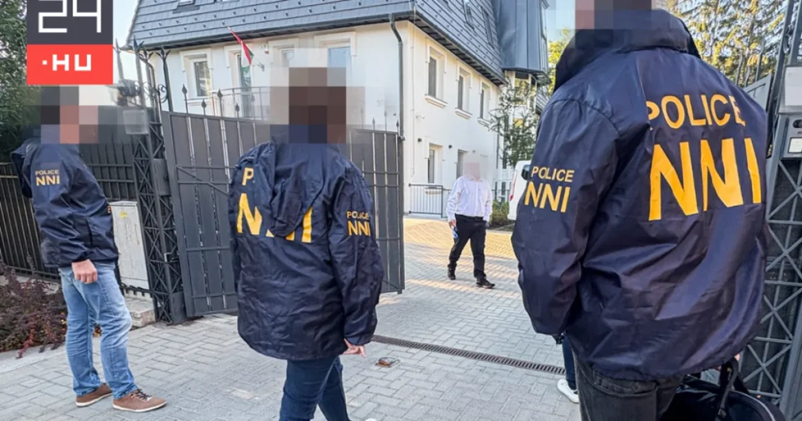 Házkutatást tartottak az Alapjogokért Központ háttércégénél