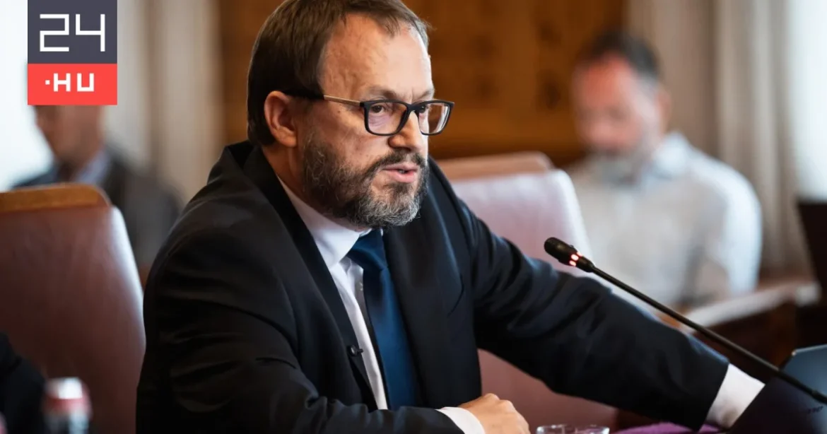 Kármán: Végre mindenki láthatja, ami közös ügyünk