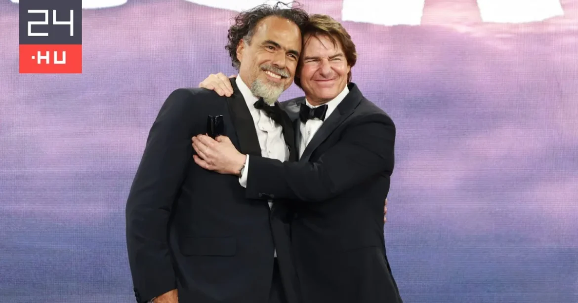 Tom Cruise furcsa módszere a forgatókönyv olvasására: hozzá sem nyúl