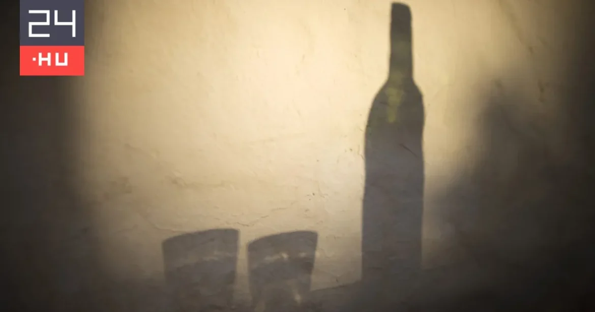 Vádat emeltek az apa ellen, aki alkoholt adott a lányának
