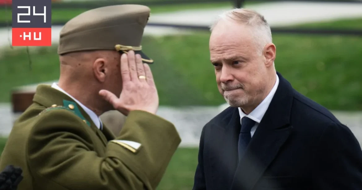 A Fidesz jóval több katonát jelentett a NATO-nak, mint a valóság