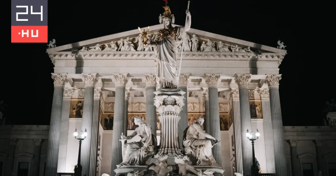 Ausztria négy orosz diplomatát utasított ki