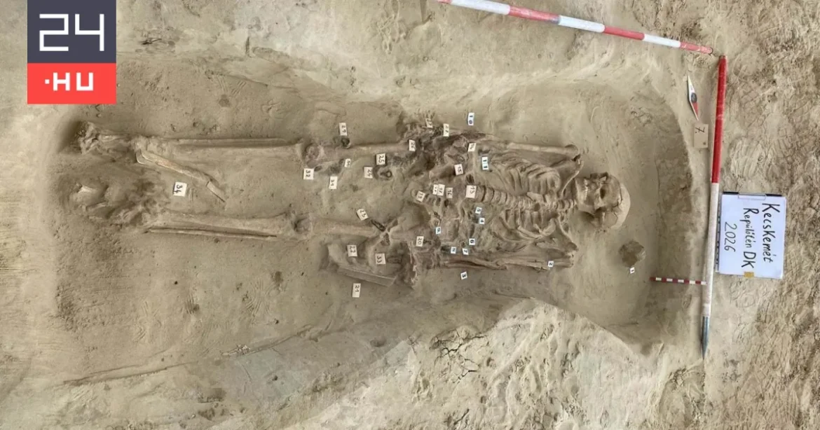 Avar harcosok sírjaira bukkantak a kecskeméti repülőtéren