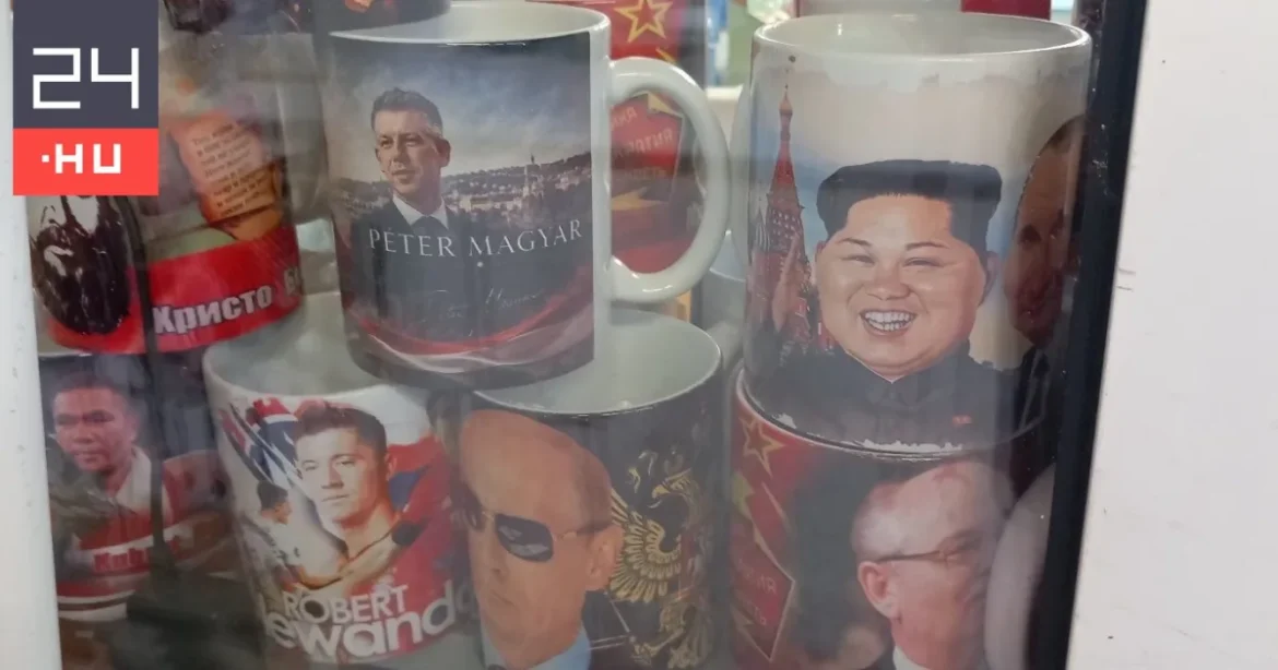 Diktátoros bögréket árulnak Magyar, Orbán és Putyin arcával
