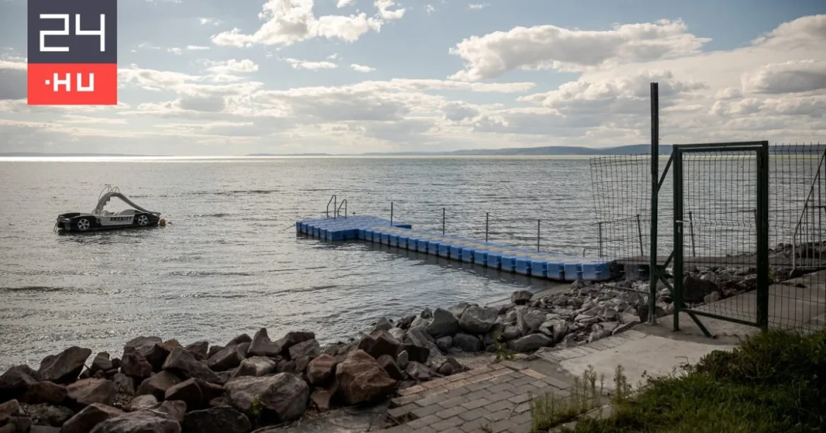 Elárulta a rendőrség, hányan fulladtak idén a Balatonba