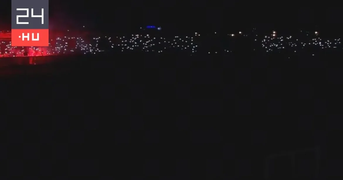 Elszállt az áram a stadionból a mindent eldöntő rúgás előtt