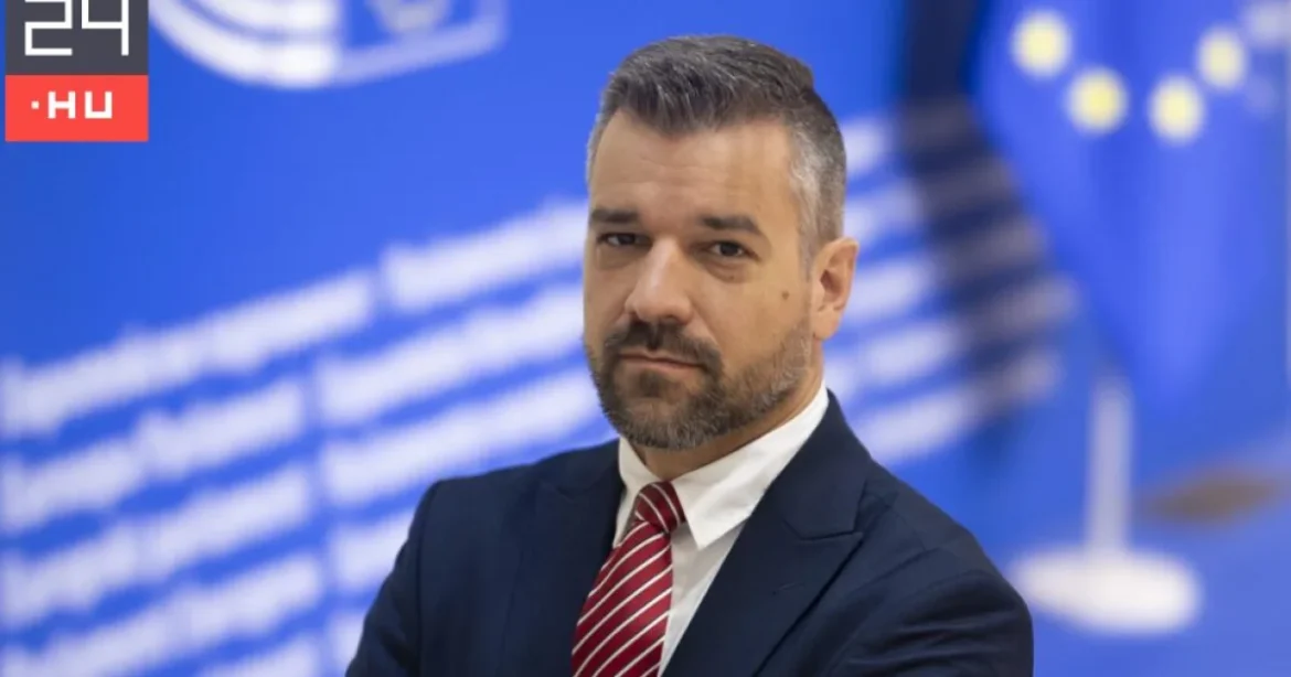 Fidesz számon kéri a csendet az Európai Bizottságtól