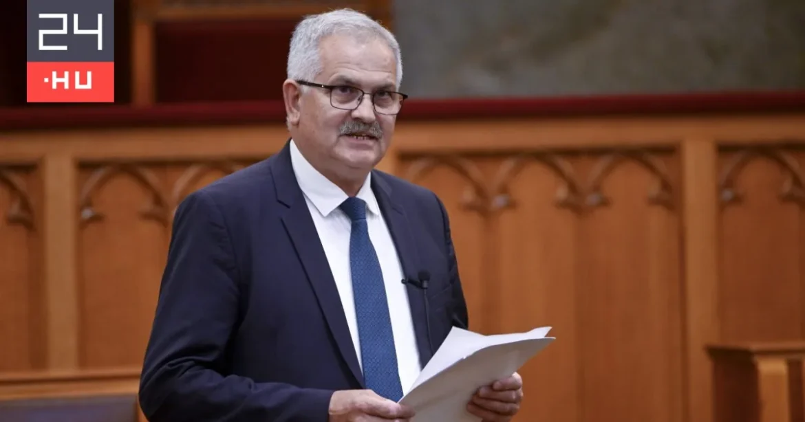 Gyanúsítottként hallgatták ki Simon Miklós volt fideszes képviselőt