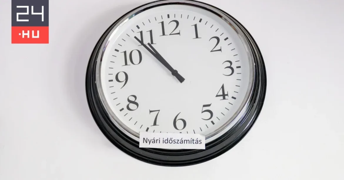 Hajnali óraátállítás: egy órával többet aludhattunk