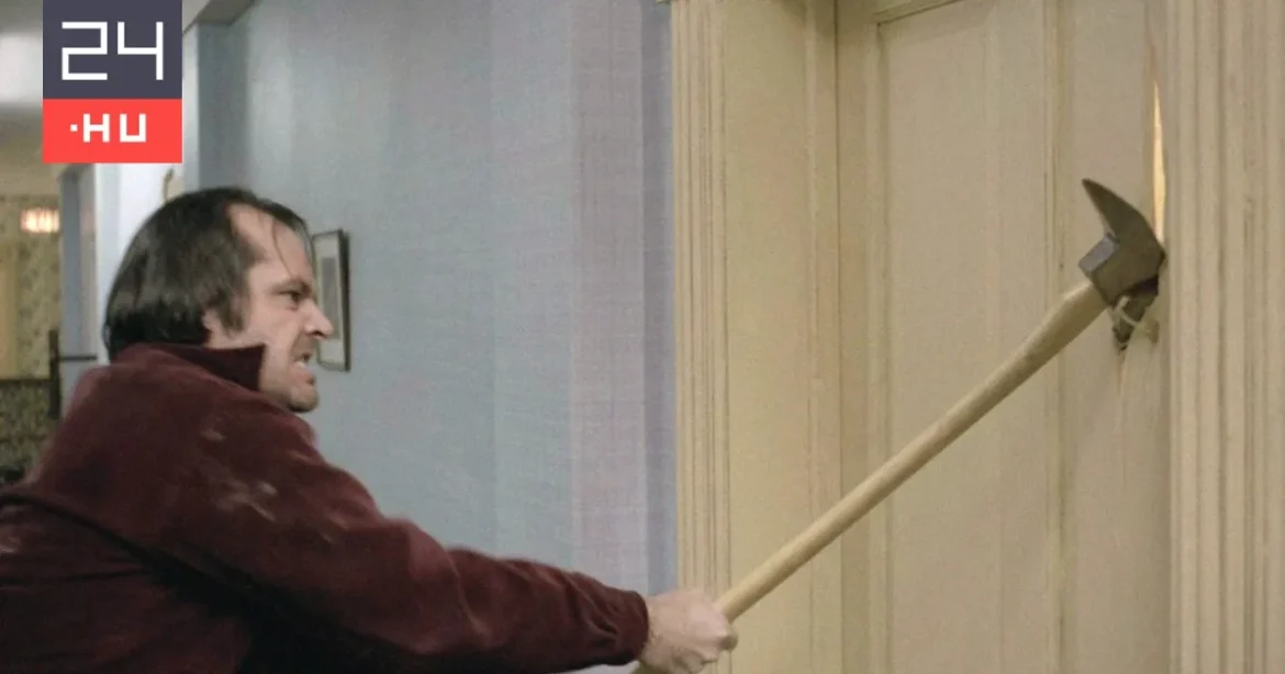 Jack Nicholson Ragyogás-beli fejszéje kalapács alá kerül