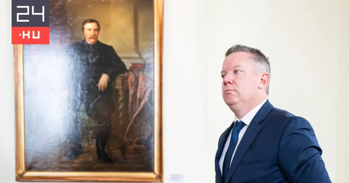 Kilencezer fős a rendőrhiány, a tűzoltók visszakapják a nevüket