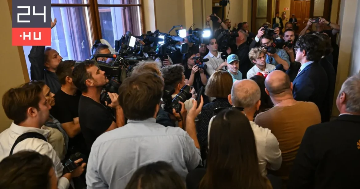 Kitiltották a Partizán stábját a Parlamentből