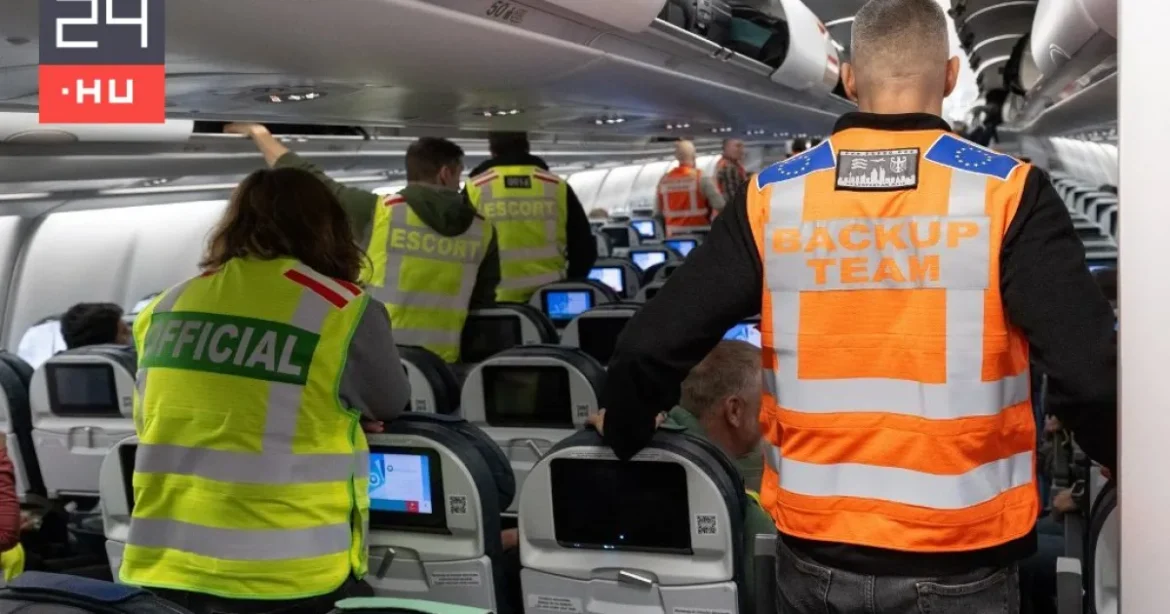 Kitoloncolásokat is végrehajtana a Frontex