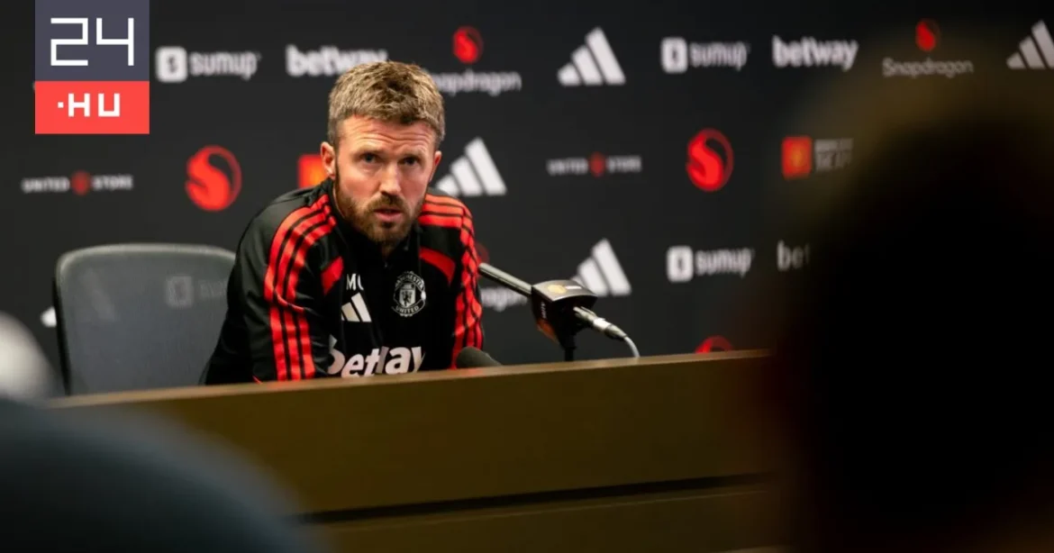 Manchester United edzője meglepte a sajtótájékoztatót