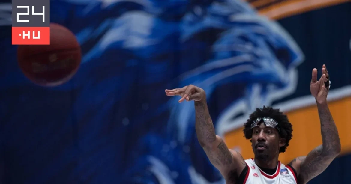Rendőrként szolgál tovább a korábbi NBA-sztár, így vált valóra gyerekkori álma