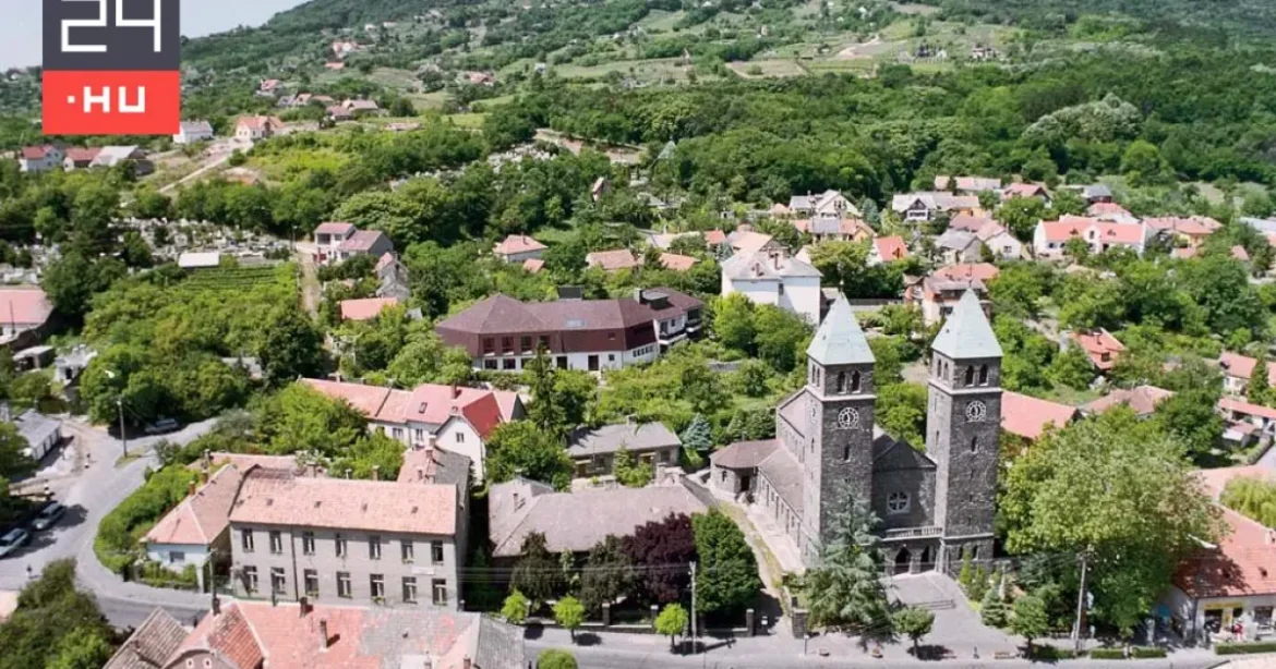 Változtatási tilalom egy Balaton-parti városban